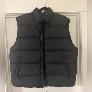 Mountain Equipment Co-op // puffy vest // black // size large